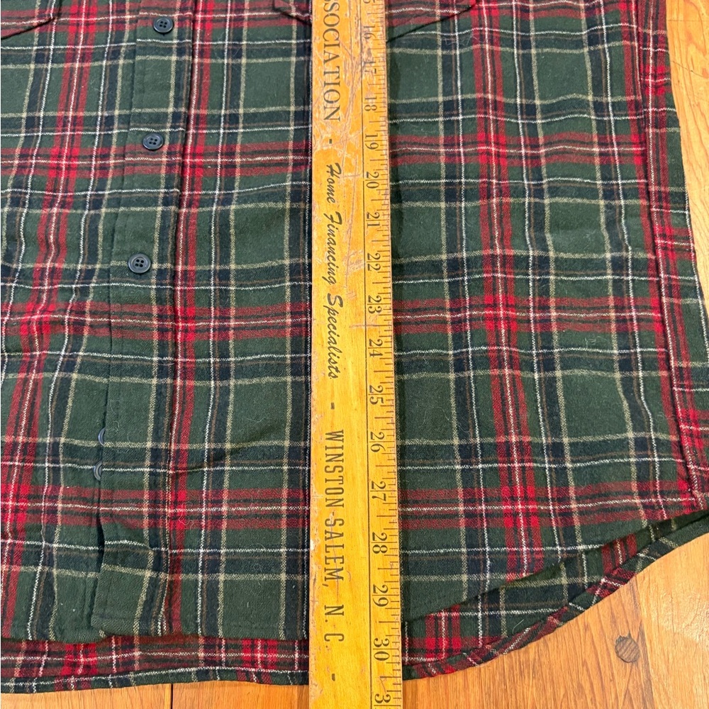 Pendleton Shirt Mens Large Green Virgin Wool Plaid Button Up Outdoorsman - Picture 4 of 8